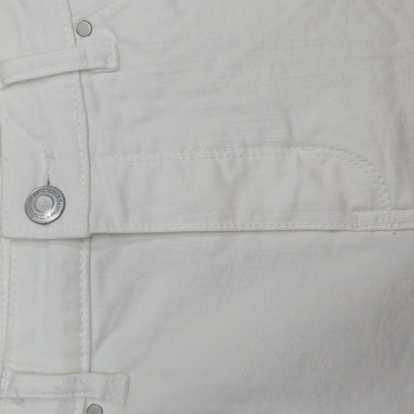 Croft & Barrow Womens Size 6 Classic White Shorts - Picture 4 of 10